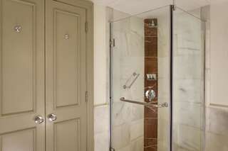 Отель Westin Dublin Дублин Классический номер с кроватью размера «queen-size»-5